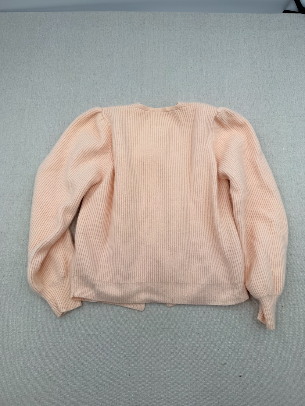 Classic Vintage Women's Peach Button-Front Cardigan Sweater - Picture 4 of 4